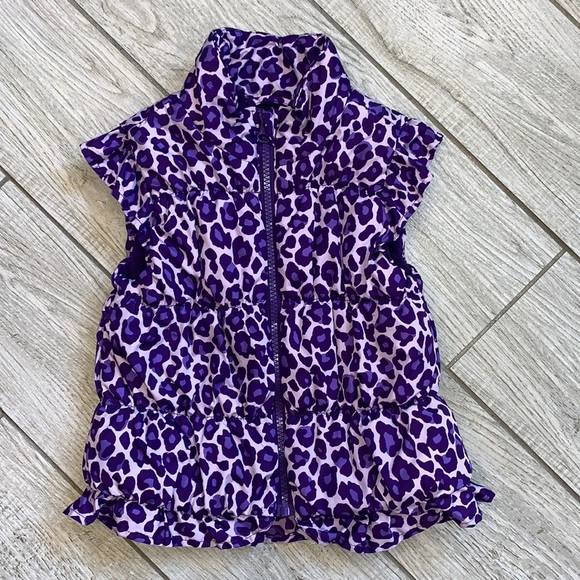 The Children’s Place - Leopard Print Fleece Lined Vest - Picture 1 of 6